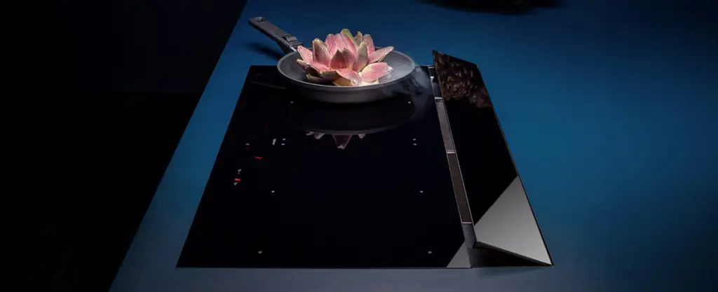 Downdraft Extractor in Cooktop